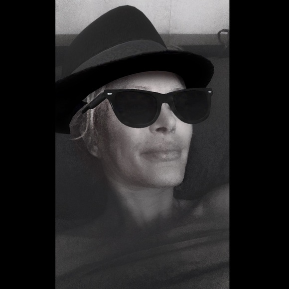 I know your watching me! Yes you, you know who you are. - Picture 15 of 15